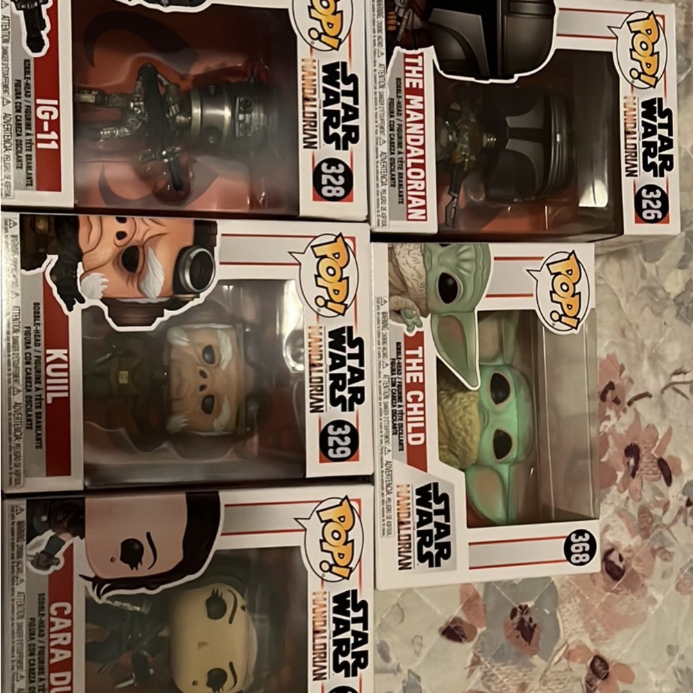 Star Wars pop figures